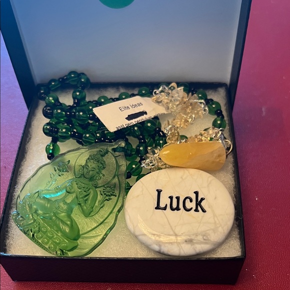 Chakra Beads Gemstones Collection Jewelry - #0674+ Green Beads Necklace Asian Angel/ Asst Yellow Gem Pendulum W/ Chips.